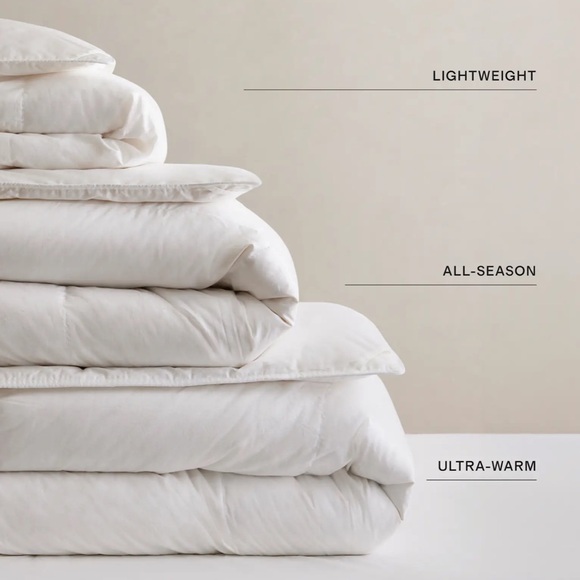 NWOT QUINCE Lightweight Premium Down Comforter Full/Queen 3904 - Picture 3 of 12